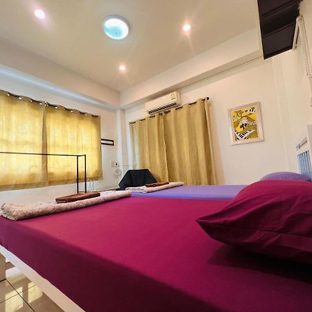 Aekkalukthai Hostel ראיונג מראה חיצוני תמונה
