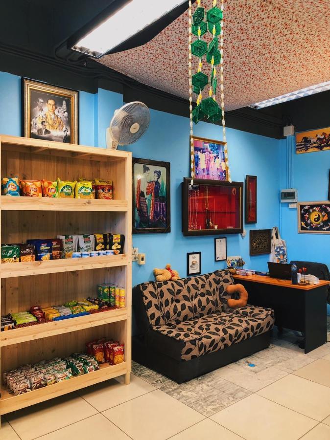 Aekkalukthai Hostel ראיונג מראה חיצוני תמונה
