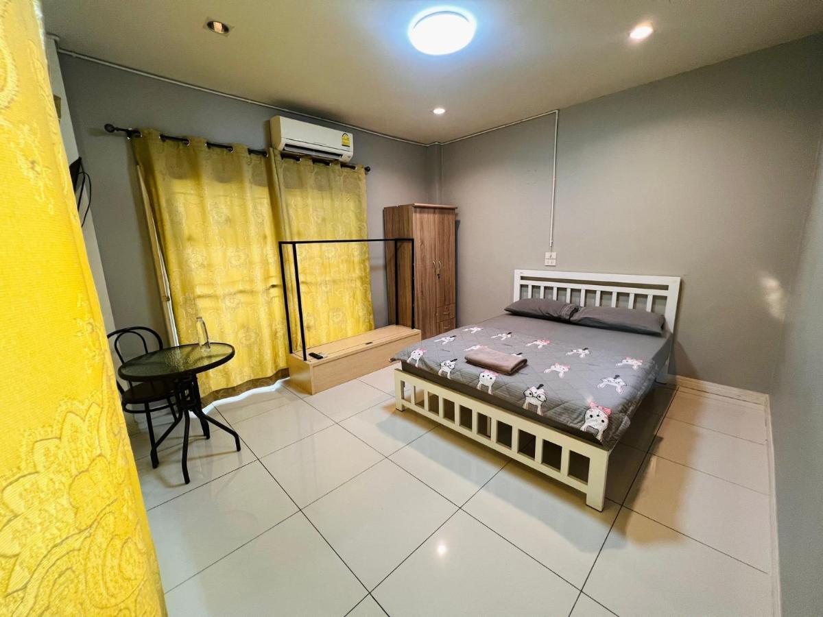 Aekkalukthai Hostel ראיונג מראה חיצוני תמונה