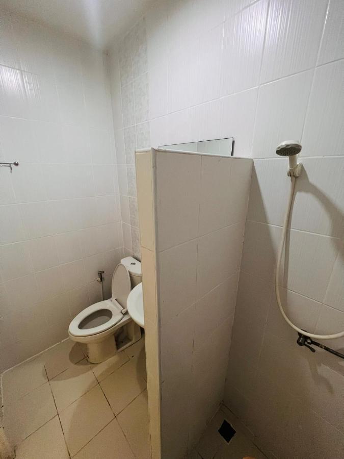 Aekkalukthai Hostel ראיונג מראה חיצוני תמונה